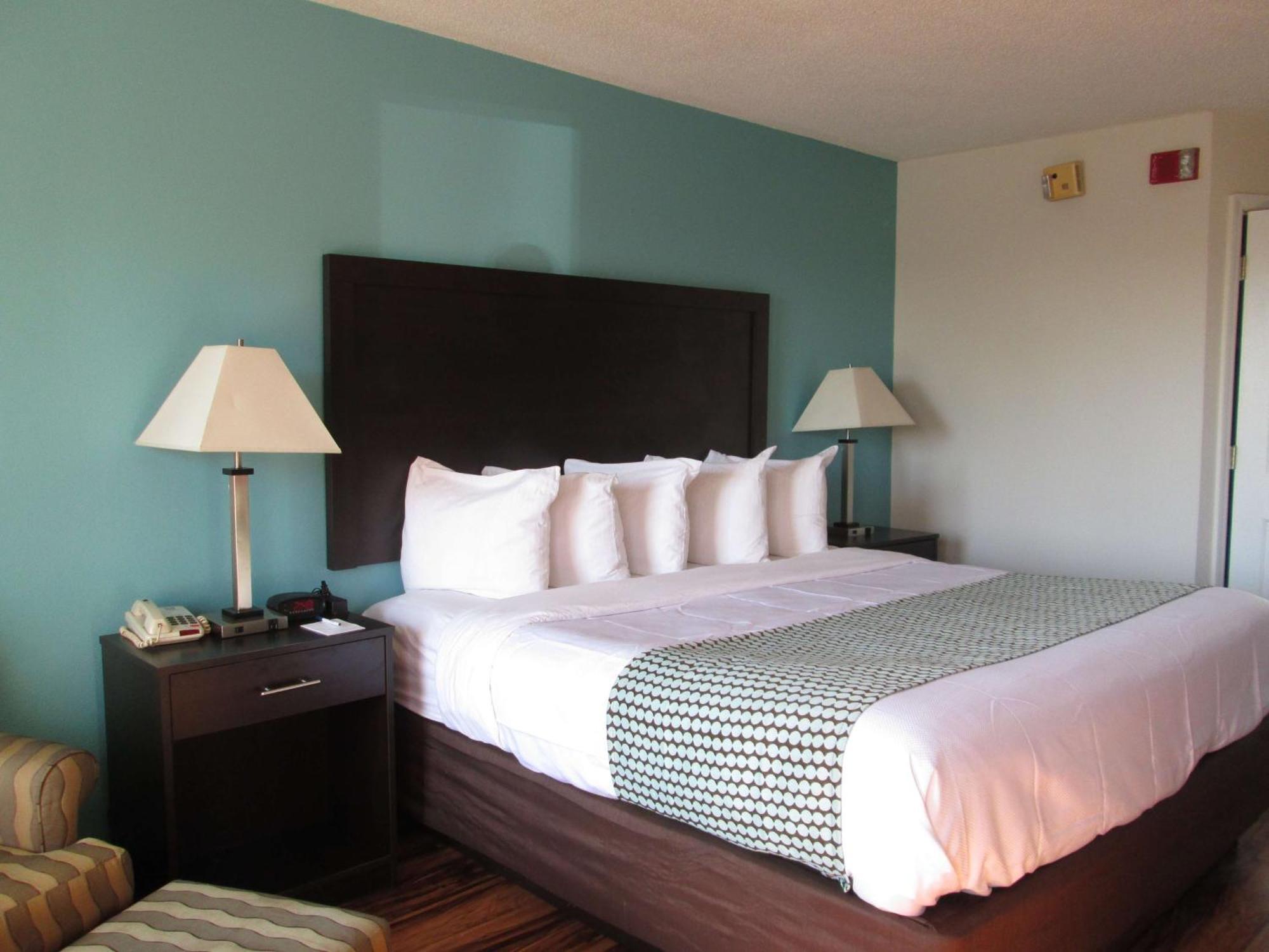 Surestay Plus Hotel By Best Western Asheboro Exterior photo