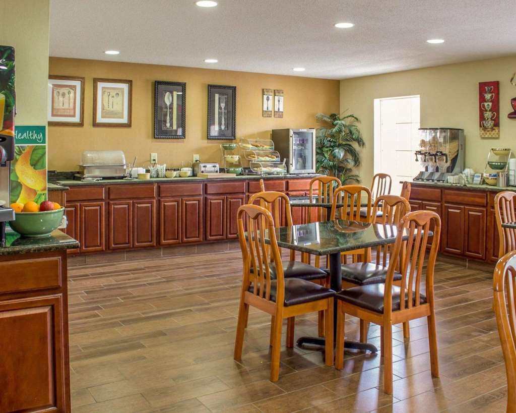 Surestay Plus Hotel By Best Western Asheboro Restaurant photo
