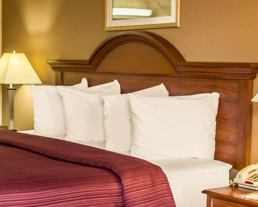Surestay Plus Hotel By Best Western Asheboro Room photo